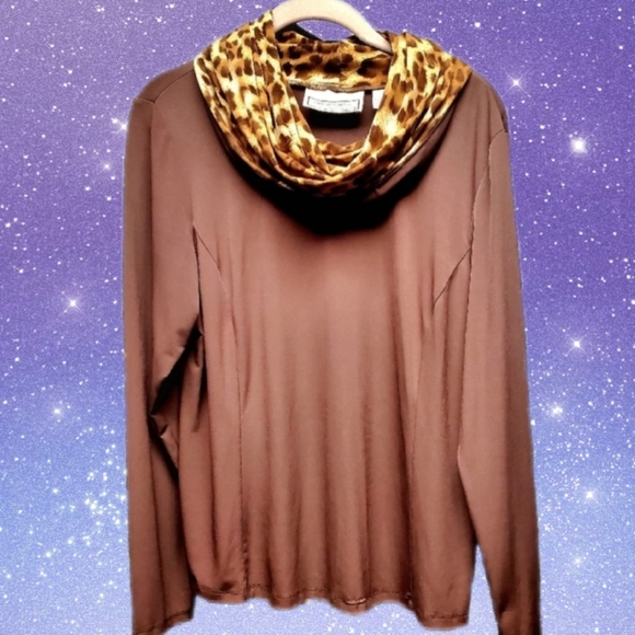 Lepord Print Cowl Neck by Simonton Says - Picture 4 of 12